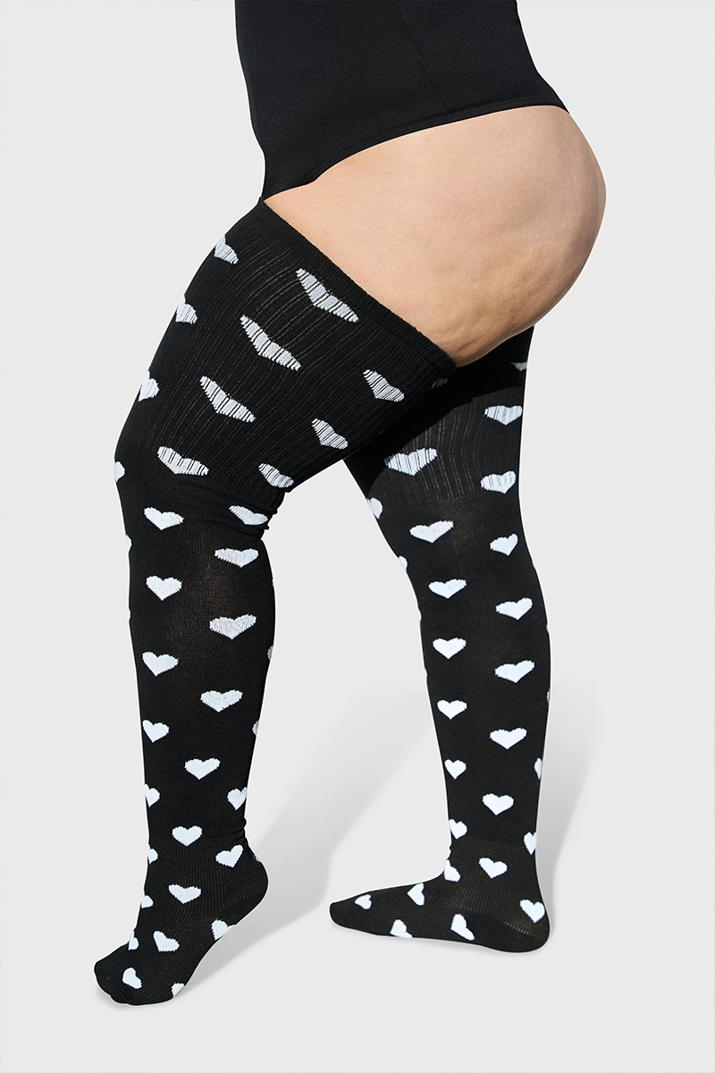 THUNDA THIGHS Tūbbies - Sweetheart - Black & White Hearts