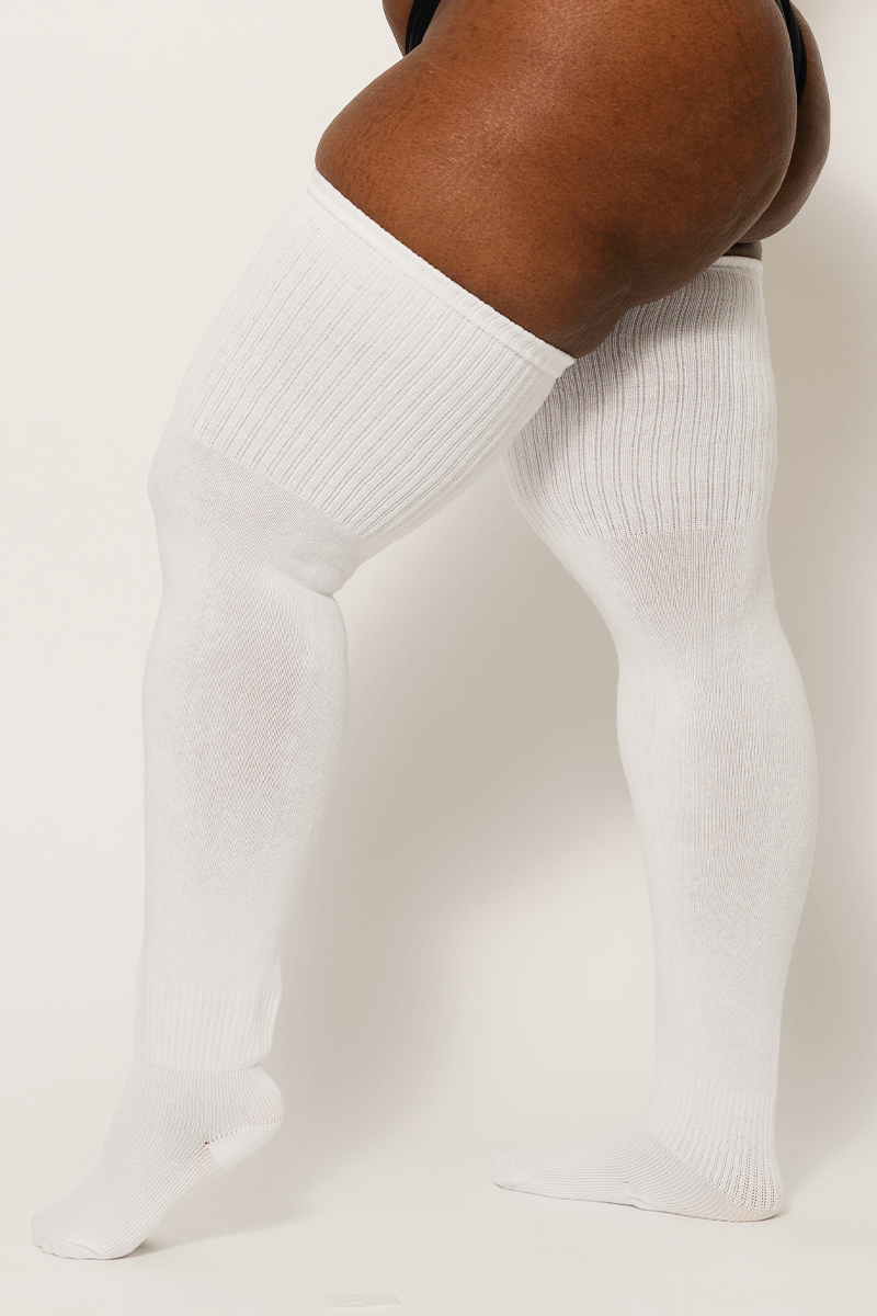 THUNDA THIGHS Tūbbies - White